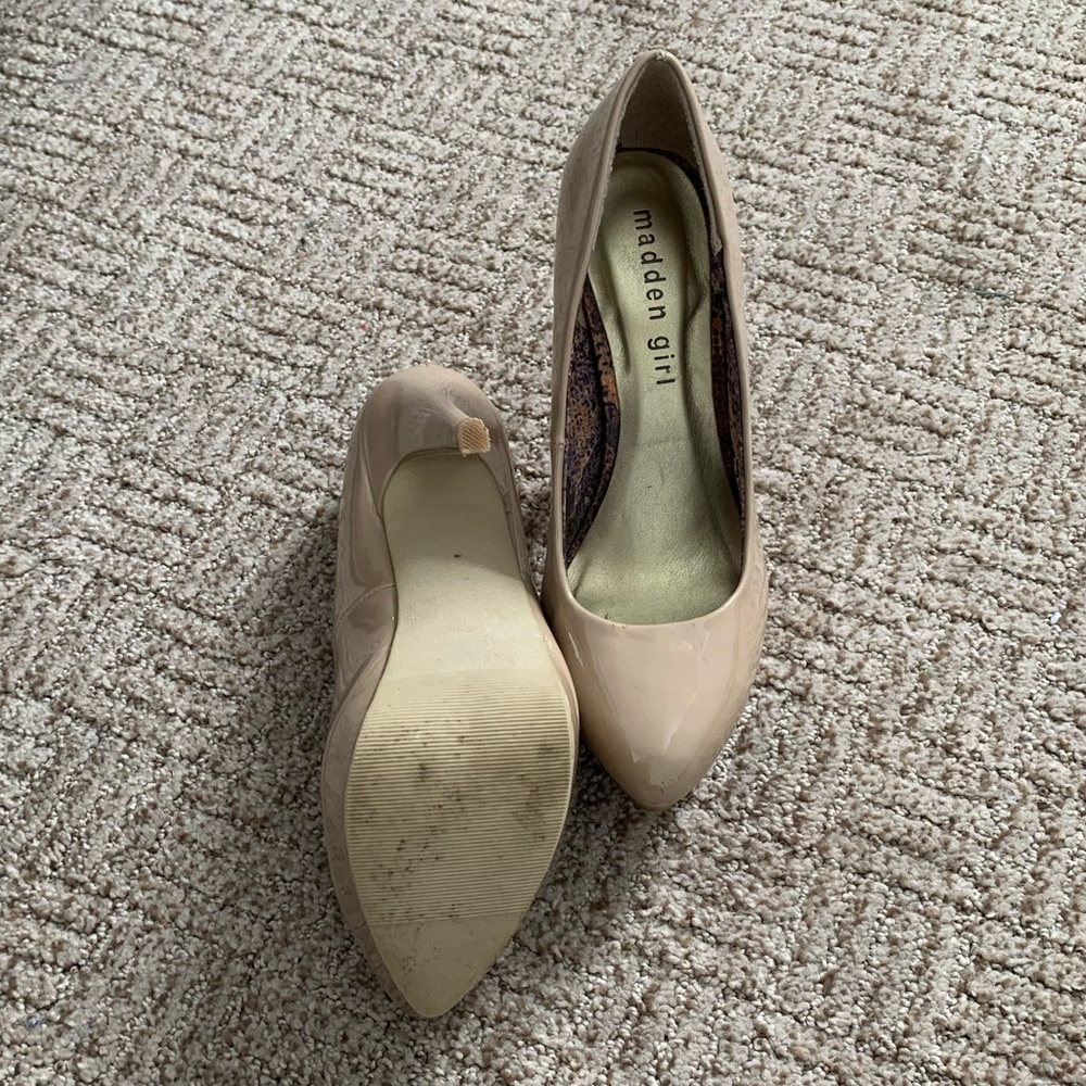 Nude pumps - Picture 3 of 3